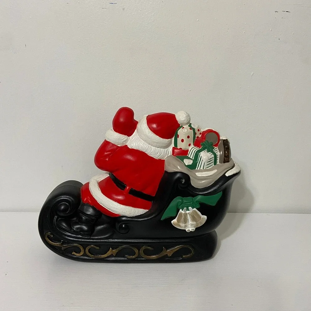 Vintage‎ Santa Claus Handpainted Ceramic Decoration Christmas Sleigh